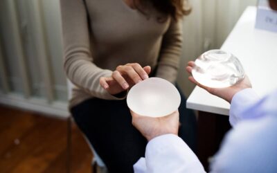 3 Tips to Pick the Right Breast Implants for Breast Augmentation